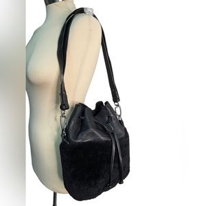 Liebeskind Berlin black leather shearling Sherpa bucket bag shoulder bag purse